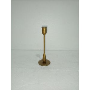 Candelabro de Metal Hecho a Mano de Estilo Nórdico, Portavelas de Hierro Rústico con Forma de Rosa, Adorno de Lujo para Mesa de Salón o Boda - Product Image 3