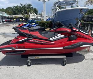 Meilleures ventes pour le Yamahas FX Cruiser SVHO SUPERCHARGED Waverunner 2023 - Product Image 1