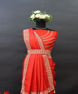 El último sari con volantes impreso: moda elegante de temporada para mujeres que marcan tendencia, el sari Surat al por mayor más elegido - Product Image 2