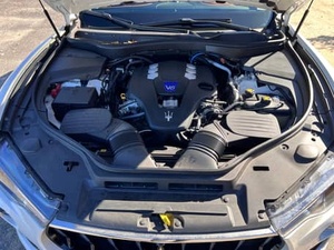 Auto Usado en Excelentes Condiciones, Maserati <span class=keywords><strong>Levante</strong></span> Modena SUV <span class=keywords><strong>2022</strong></span>, Envío a Todo el Mundo - Product Image 2