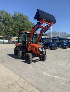 Chargeur de tracteur Bad Boyy 4035CH disponible pour les travaux agricoles, conception robuste, meilleures performances sur terrain accidenté, construction solide. - Product Image 4