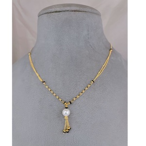 มนต์ทองชุบแบบดั้งเดิมมีสไตล์ที่ดูสมบูรณ์แบบสำหรับคอลเลกชันงานแต่งงานและสวมใส่ทุกวันสำหรับผู้หญิง - Product Image 1