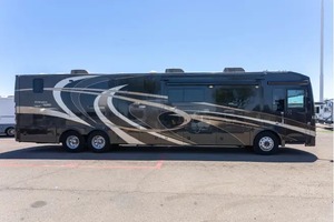 Vendedor Verificado, Autocaravana Usada T-H-O-R RV MOTOR COACH TUSCANY 45LT Modelo 2013 con Alto Rendimiento Disponible para la Venta - Product Image 5