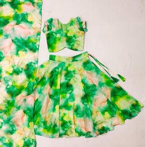 Ensemble Lehenga Choli pour fille indienne Shoryam Fashion, imprimé marbre moderne, imprimé floral vert, organza, vêtements ethniques pour enfants, fête, mariage - Product Image 1