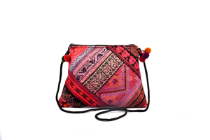 Sac à bandoulière en brocart rétro brodé à la main, Patchwork rectangulaire écologique avec sangle à bille - Product Image 6