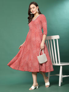 Ropa india y pakistaní último diseño bordado a mano Algodón puro hermoso Leheriya impreso estilo Anarkali Kurti al por mayor - Product Image 5