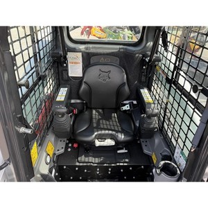 Chargeuse compacte sur chenilles T650 neuve 2026 avec moteur, capacité de charge de 2 à 50 tonnes - Product Image 4