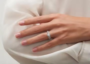 แหวนเพชรเม็ดเดี่ยวสีทอง14K สำหรับทุกเพศแหวนเพชรมอยส์ซอไนท์ทรงกลมสวยงามเหมาะสำหรับงานแต่งงานและปาร์ตี้ - Product Image 3