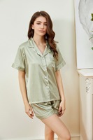 Ensemble personnalisé de pyjamas en soie chemise de demoiselle d'honneur courte et short de mariée vêtements de nuit pour femmes pour cadeaux de demoiselle d'honneur nuits de confort