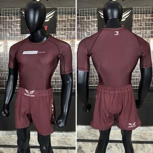 Ensembles de Rashguard MMA pour hommes de haute qualité Short de grappin avec logo personnalisé Short de combat Jiu Jitsu à séchage rapide Ensembles courts longs fabriqués - Product Image 6