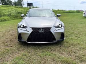 Precio bajo, Lexus IS 350 2019 usado en venta - Product Image 2