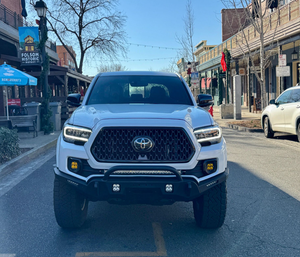 Toyota Tacoma Limited Double Cab 4x4 3.5-Liter V6 2023 - Product Image 1
