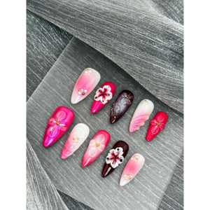 Raspberry Bloom Press on Nail Art Décoration d'ongles élégante avec motif Raspberry Bloom - Product Image 3
