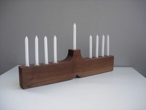 Nouvelle arrivée Menorah en résine marbrée pour Hanoucca, base en pierre décorative, porte-bougie multi-branches pour célébration juive et décoration de fête - Product Image 5