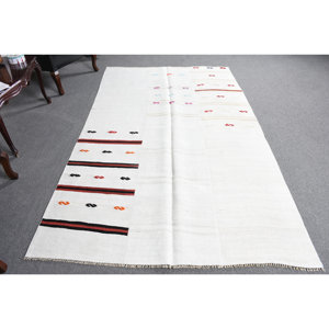 Tapis moderne en laine blanche 5.1x8.4 pieds Design rayé et patchwork turc pour décorations de salon soutenu en latex - Product Image 1
