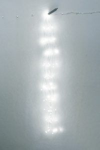 1m. Ghirlanda LED 12 fili effetto nebulosa o cascata alimentata a corrente 8 funzioni bianco freddo IP44 (GSC 5204459) - Product Image 1