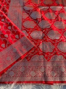 ผ้าไหมซาตินสีอ่อนสำหรับผู้หญิงผ้าทอส่าหรีดีไซน์เนอร์ผู้ผลิตแฟชั่นและผู้จำหน่ายจาก Surat - Product Image 4