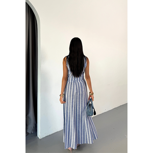 Ensemble de robe décontractée avec veste rayée en lin bleu et jupe longue - Product Image 1