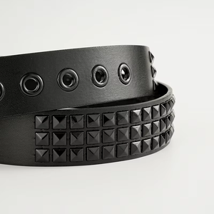 Cinturón Punk de Cuero con Tachuelas, Cinturón Gótico con Tachuelas Piramidales para Hombre y Mujer en Color Sólido, del Mejor Proveedor - Product Image 4