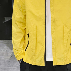 Veste d'été à capuche légère et respirante pour homme, protection solaire, 100% nylon, couleur unie, coupe régulière, 1 pièce - Product Image 4