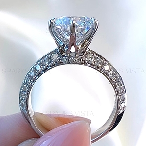 Anillo de diamantes de moissanita de alta calidad personalizado al por mayor | Anillo de solitario de moissanita de corte redondo elegante anillo de oro de 10K/14K/18K - Product Image 3