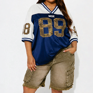 Camiseta Deportiva Extra Grande Personalizada para Mujer con Estampado de Número, Manga Corta, Transpirable, OEM, Marca Privada, Estilo Jersey de Fútbol Americano - Product Image 3