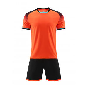 Uniformes de equipo de fútbol de alta calidad, conjunto de uniformes de diseño personalizado, conjunto completo de uniformes de fútbol, ropa de fútbol transpirable de secado rápido - Product Image 5