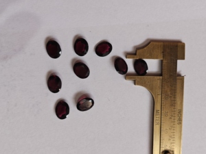 Handmade Loose cut đá quý <span class=keywords><strong>Ruby</strong></span> <span class=keywords><strong>Corundum</strong></span> 5x7 mét hình dạng hình bầu dục <span class=keywords><strong>Ruby</strong></span> Rose cut Loose đá quý đá tự nhiên cho đồ trang sức đám cưới - Product Image 2