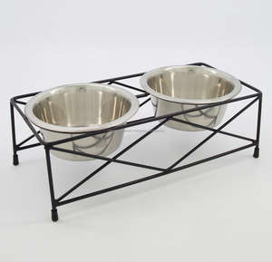 ตัวป้อนอาหารสุนัขแบบยก2ชามสำหรับให้อาหารสุนัขแบบกันลื่นทำจากสเตนเลสด้านหน้าลายซิกแซก - Product Image 1