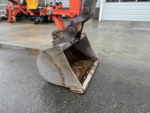 รถขุดขนาดเล็ก Kubota KX040-4 ปี 2015 กำลังขับเคลื่อนทรงพลัง พร้อมระบบควบคุมไฮดรอลิกขั้นสูง - Product Image 6