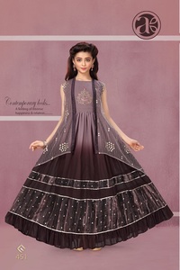 ผ้าไหม Georgette ชุดรื่นเริงสำหรับเด็ก,Lehenga Choli แฟนซี - Product Image 4