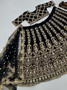 Mariée spéciale 2025 séquence de broderie lourde et travail à la main femmes musulmanes spécial Lahenga Choli avec ensemble Dupatta à un taux raisonnable - Product Image 6