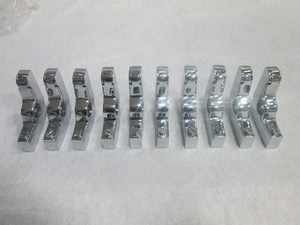 Soporte para Alfombra de Escalera con Acabado Cromado Pulido, Hecho de Latón Resistente para Varilla de 1/2 Pulgada - Product Image 2