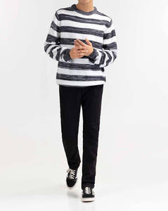 Ventes directes d'usine e 60% Pull pour hommes en polyester Service OEM Pull à col rond à manches courtes pour hommes - Product Image 2