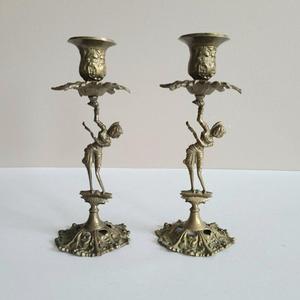 Candelabro de Latón y Aluminio Hecho a Mano, Estilo Moderno con Acabado Premium, Decoración de Hogar de Alta Gama - Product Image 1