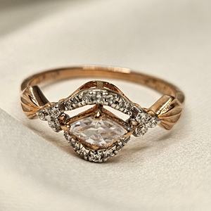 แหวนเงินแท้ 925 ประดับเพชรเลี้ยงในห้องปฏิบัติการ ดีไซน์วินเทจรูปปีก วงแหวนนิรันดร์ สำหรับหมั้น ได้รับการรับรองจาก IGI แบบฝังเพชรแบบช่อง สำหรับผู้หญิง - Product Image 1