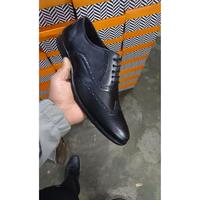 Chaussures en cuir de vache pour hommes BS International Couleur personnalisée Taille Fabrication excellente Fabriqué en Inde Vente en gros Modèle formel
