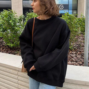 Sweats à capuche et sweat-shirts simples de style vintage de haute qualité pour femmes Haus Industries - Product Image 3