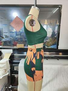 Ensemble haut et short deux pièces pour femme, imprimé décontracté de haute qualité, pour les vacances à la plage - Product Image 2