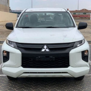 L200 2023-2024, camion d'occasion en cuir, transmission intégrale, régulateur de vitesse adaptatif, 6 cylindres, caméra arrière 360°, 5 places - Product Image 1