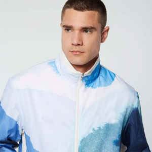 Chaqueta Cortavientos Personalizada Azul y Blanca con Estampado, Ligera, con Cremallera Completa, Ropa Exterior para Hombre, Moda Urbana - Product Image 3