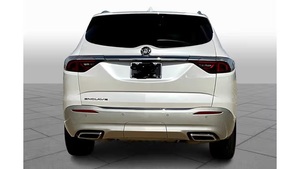 Buick Enclave Premium FWD 2024 Usado en Excelentes Condiciones - Product Image 3
