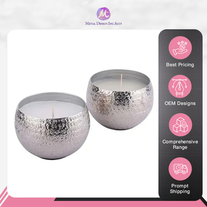Collection unique de bougies de cire de soja en pot d'argent en acier inoxydable au design moderne et élégant pour la décoration de Noël à la maison - Product Image 6