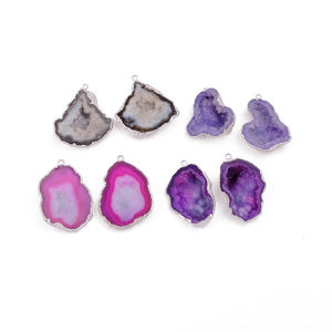 Conectores para Pendientes de Geoda Azul Tinta, Latón y Piedra Preciosa, Galvanizados, Hechos a Mano, para Joyería DIY, 22-26 mm, Forma Elegante - Product Image 5