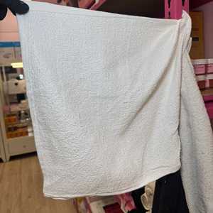 Asciugamani Monouso Bianchi A10jet per Salone, 2 Pezzi, Morbidi e Assorbenti per Tecnici delle Unghie - Product Image 2