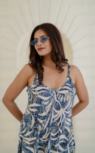 Vestido Midi de Verano con Estampado de Hojas de Palma Azul y Blanco, Vestido de Vacaciones Tropical, Estampado Botánico, Manga Abullonada, Cintura Natural, Lavable - Product Image 5