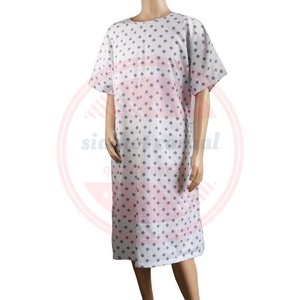 Batas de paciente médico transpirables para hospital 100%, logotipo y tamaños personalizados, batas de algodón de media manga para pacientes - Product Image 2