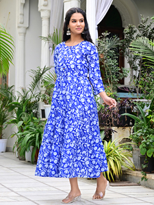 Robe mi-mollet décontractée ethnique pour femme, en coton 100% tissé, imprimé géométrique bleu, écologique, avec boutons - Product Image 4