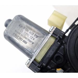 มอเตอร์ไฟฟ้าหน้าต่างด้านหน้าขวา AUDI A3 Sportback Serie (8VS, 8VM) 5Q0959801B (13>) - Product Image 6