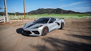 Corvette Stingray 2LT Coupé 2023 Inspeccionado, ~3,400 Millas, Paquete Hennessey H700, Motor V8 Supercargado, Equipamiento de Alta Gama - Product Image 2